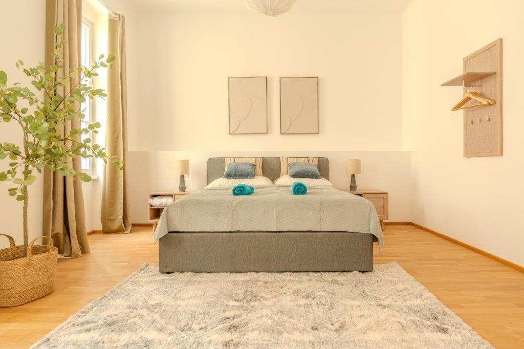 Deluxe Apartments Near The Center Кремс на Дунае Экстерьер фото